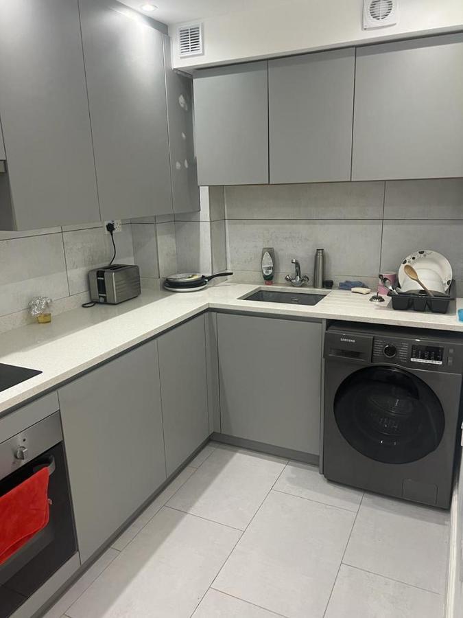 Amazing Flat 2 In Battersea Apartment ลอนดอน ภายนอก รูปภาพ
